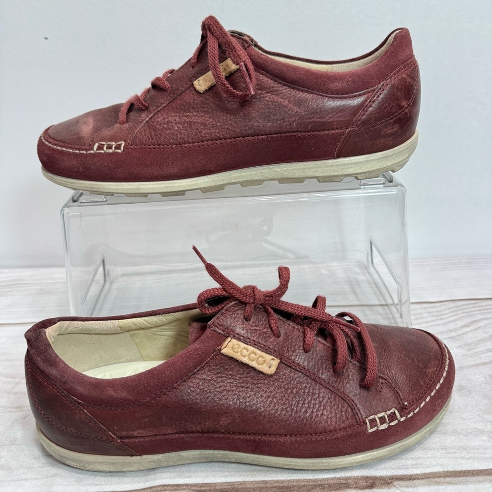 Ecco Cayla Burgundy Wine Genuine Leather Lace Up Sneakers